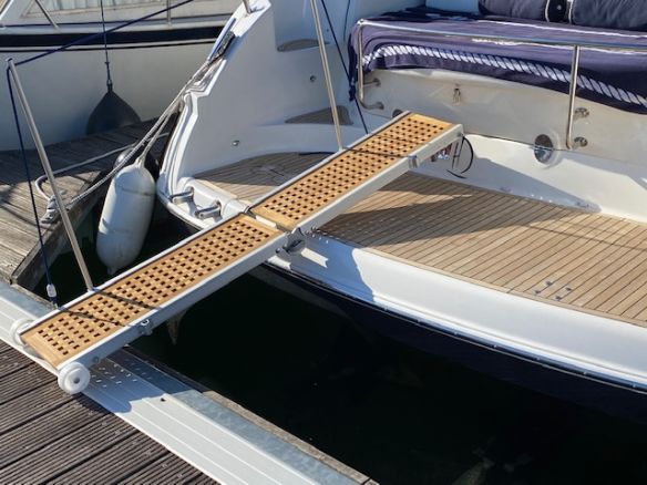 Ma-Sa Gangway Handlauf fertig montiert Ma-Sa Gangway Handlauf fertig montiert