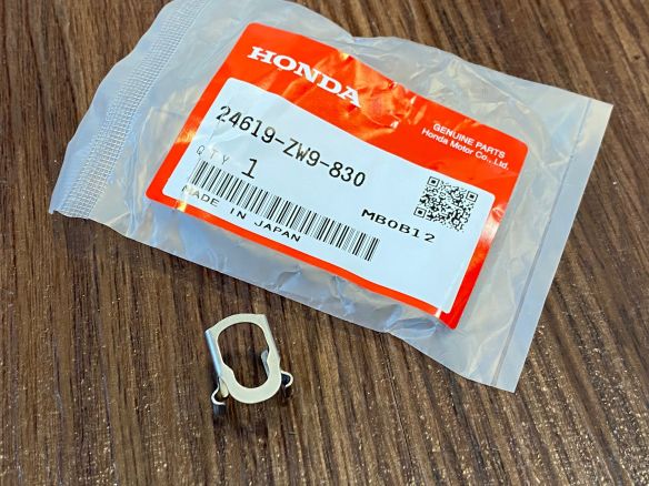 Honda Gas und Schaltkabel Halteklammer für BF 8-20