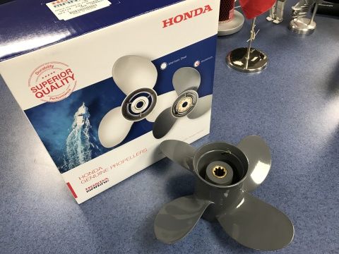 Honda BF 15/20 Propeller 4Blatt 9,25x11