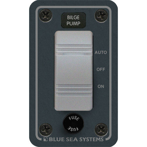 Blue Sea Wasserbeständiges 12-V-DC-Panel Blue Sea Wasserbeständiges 12-V-DC-Panel