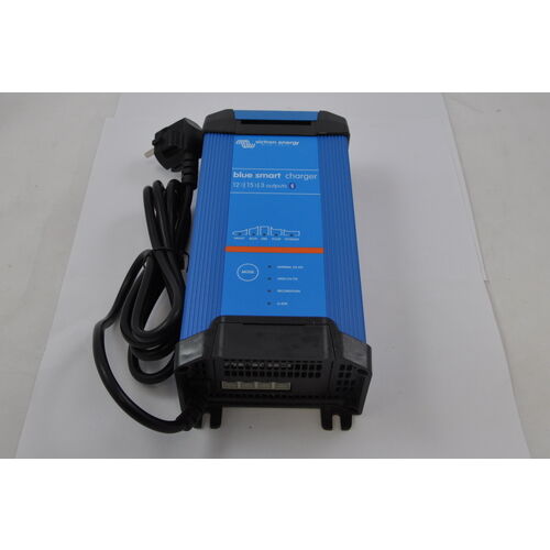 Victron Blue Smart IP22 Charger 12/15(3) 230V CEE Victron Blue Smart IP22 Charger 12/15(3) 230V CEE