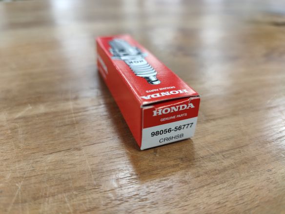 Honda Zündkerze für EU 32i Honda Zündkerze für EU 32i