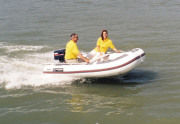 Allroundmarin Dynamic 260 hellgrau mit V Hochdruck Luftboden