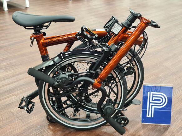 Brompton P Line Urban (4-Gang) Flame Lacquer Hoher Lenker Brompton P Line Urban (4-Gang) Flame Lacquer Hoher Lenker