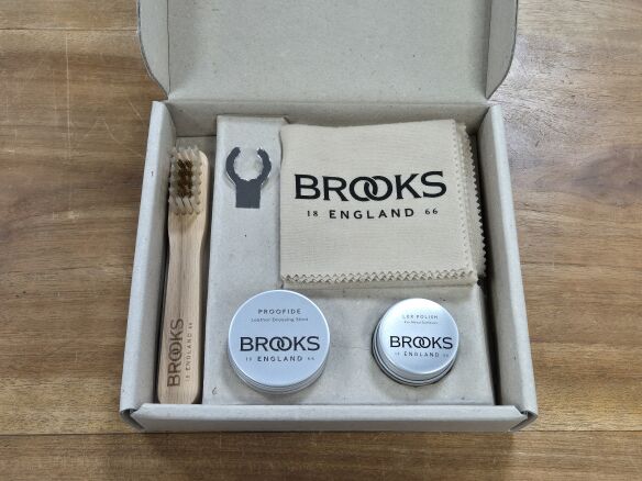 Brooks Premium Leder Sattel Pflegekit Care Kit Brooks Premium Leder Sattel Pflegekit Care Kit