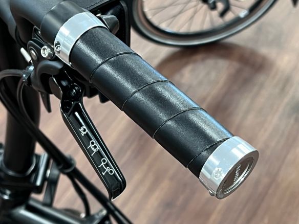 Brooks Slender Grips Leder Handgriffe schwarz Brooks Slender Grips Leder Handgriffe schwarz