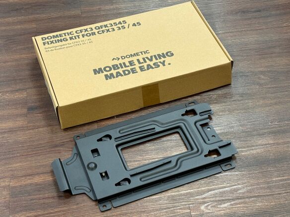 Dometic Fixing Kit Fahrzeugbefestigungs-Kit für CFX3 35/45 Dometic Fixing Kit Fahrzeugbefestigungs-Kit für CFX3 35/45