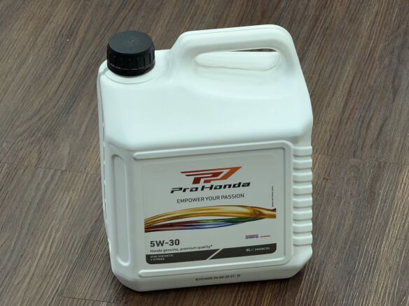 Honda Original Motoröl für Generatoren und Aussenborder SAE 5W30 Synthetic 4 Liter