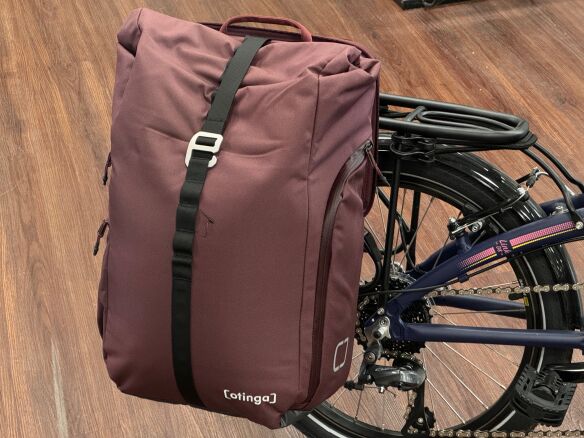 otinga Flip V3 Urban Aubergine Rot Fahrradtasche otinga Flip V3 Urban Aubergine Rot Fahrradtasche
