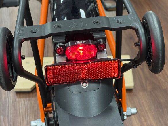 SON Dynamo Rücklicht Set Brompton G Line SON Dynamo Rücklicht Set Brompton G Line