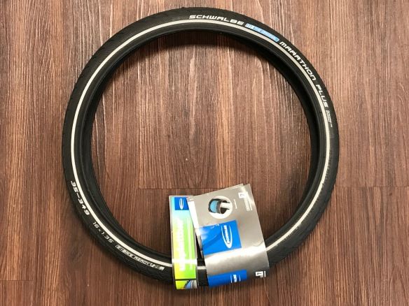 Schwalbe Brompton 16 Zoll Marathon Plus Reifen (1Stk) Schwalbe Brompton 16 Zoll Marathon Plus Reifen (1Stk)