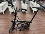 Brompton Electric P Line Explore (12-Gang) Midnight Black Hoher Lenker