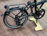 Brompton P Line 4-Gang Midnight Black Tiefer Lenker mit Rack