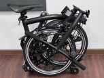 Brompton P Line 4-Gang Midnight Black Tiefer Lenker mit Rack