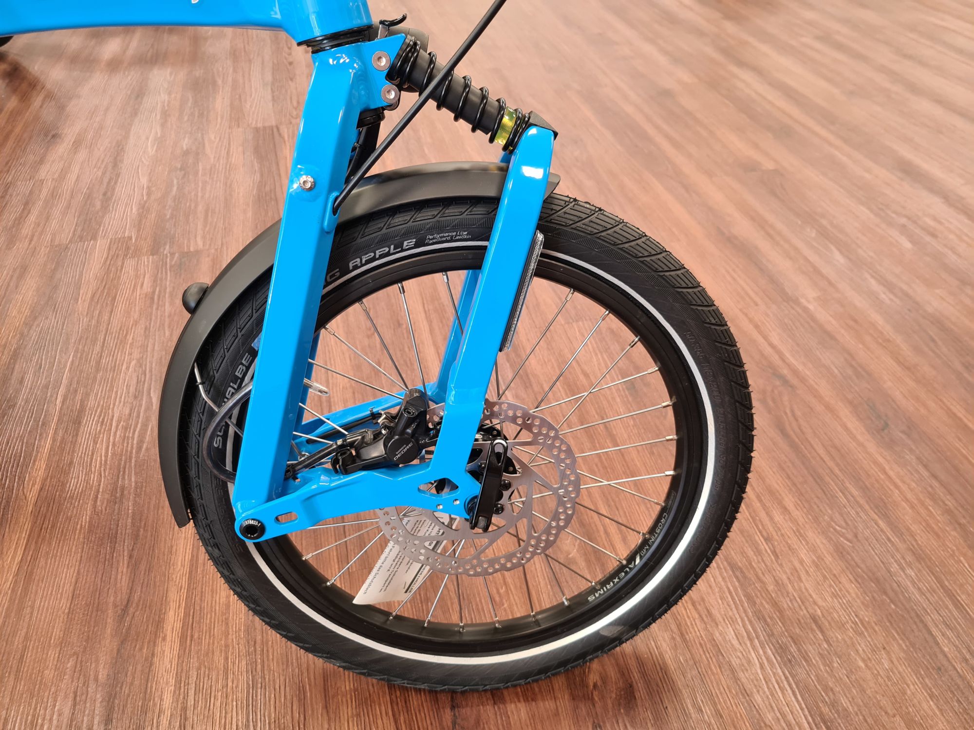 Riese & Müller Birdy City Cyan Blau 8 Gang Nexus mit Gepäckträger Faltrad Klapprad